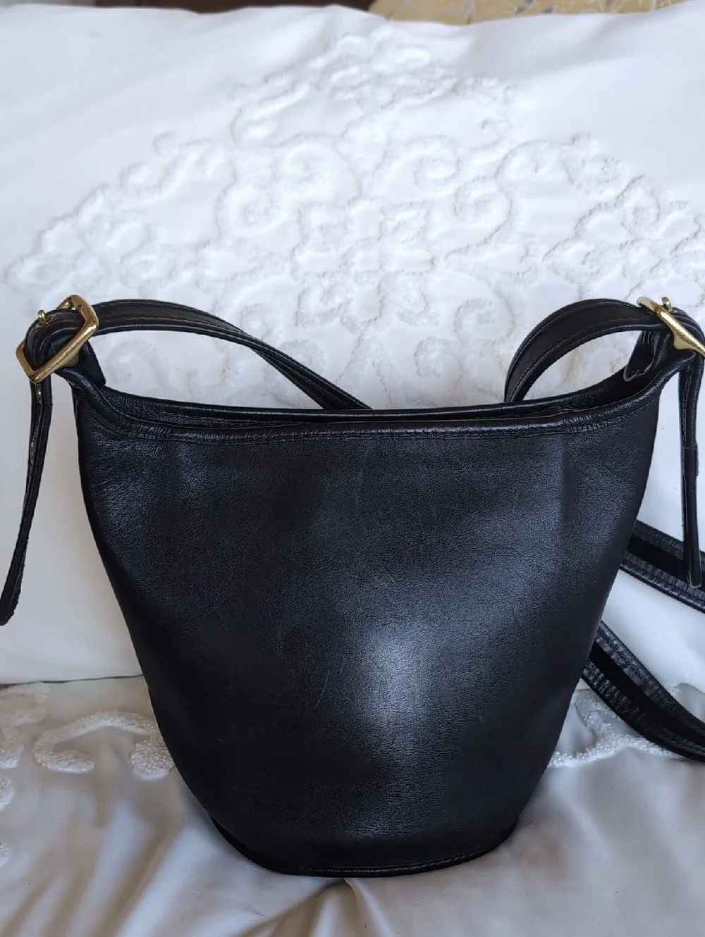 Coach Vintage ♣Maggie Bucket Bag- Black Round Feeder Shoulder/ Crossbody USA - Picture 12 of 16
